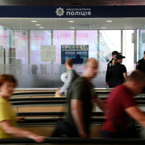 На «Лукьяновской» открыли первый прозрачный офис полиции