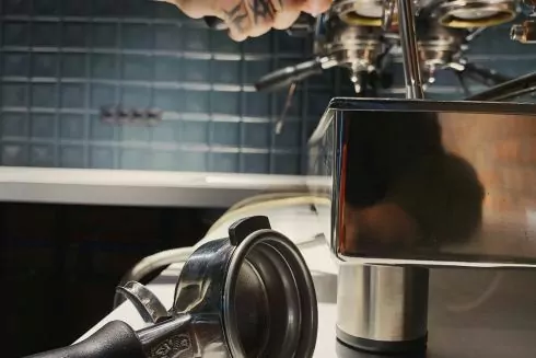 На Антоновича відкриється кав'ярня Chicago Coffee 44 з боулами та вином