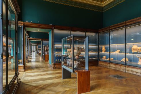 Лувр закриває залу з грецькими цінностями задля безпеки