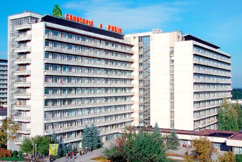 В Трускавце модернизируют заброшенные санатории под жилье для внутренних переселенцев