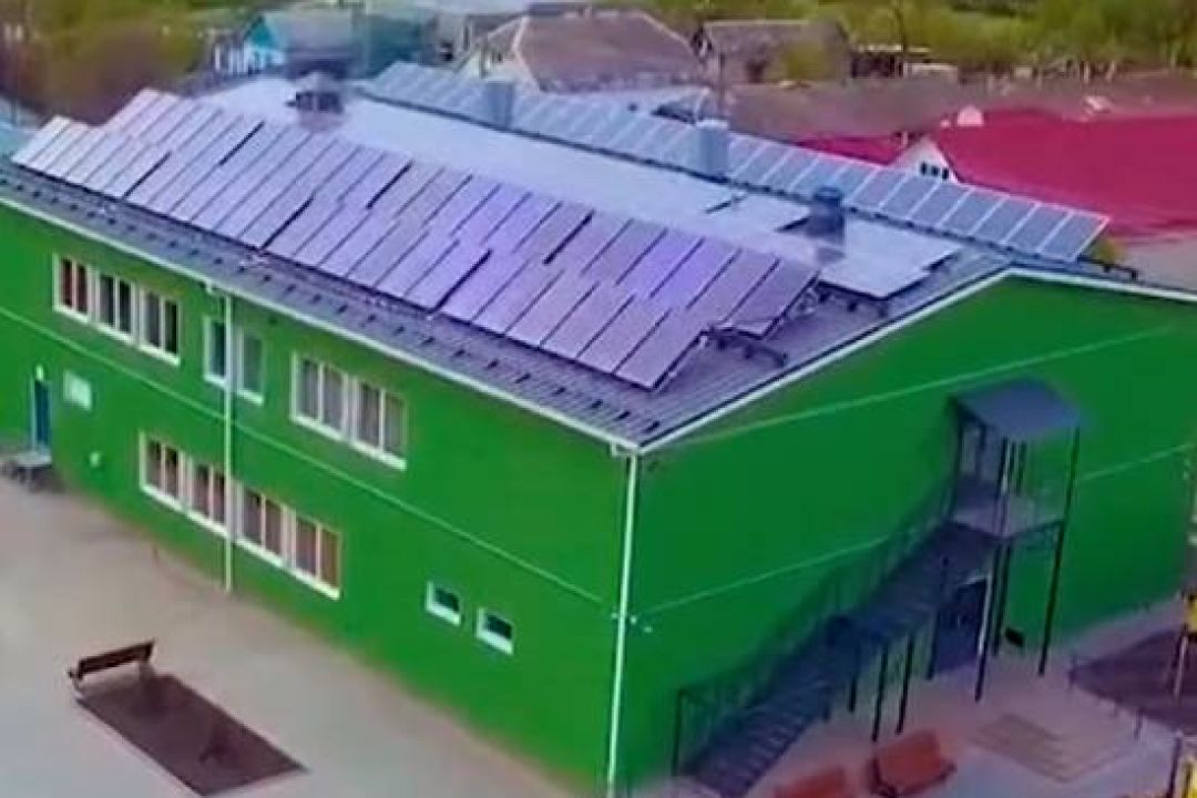 На Херсонщині росіяни зруйнували першу в Україні “зелену школу”