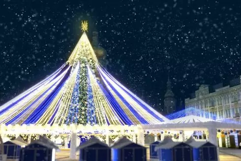 &laquo;Різдво і Новий рік війна не скасовує&raquo;: На Софійській площі встановлять &laquo;символічну&raquo; ялинку