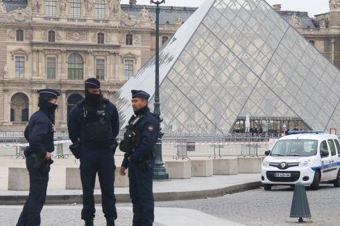 Викрадені коштовності Лувру оцінюють у €88 мільйонів