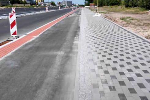 На Великій кільцевій дорозі облаштовують велодоріжку: фото