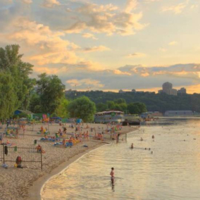 Де в Україні можна відпочити біля води: список відкритих пляжів