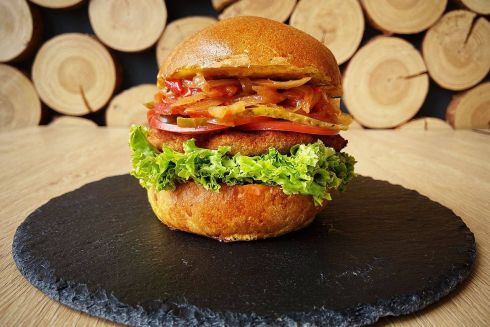 На Позняках відкрили заклад американської кухні Prosto Burger