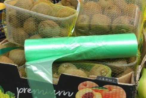 В декабре одноразовые пластиковые пакеты в украинских магазинах станут платными