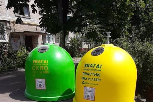 В КГГА рассказали, куда попадают отходы из контейнеров для раздельного сбора мусора