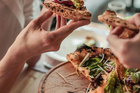 На Сагайдачного открыли пиццерию Pizza Factory