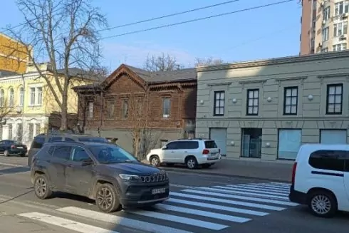 На Січових Стрільців облаштували наземний пішохідний перехід