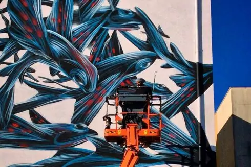 Португальский художник создаст мурал на 16-этажке на Святошино