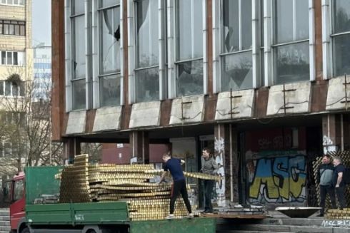 Після пожежі у Палаці культури Корольова демонтують внутрішнє оздоблення