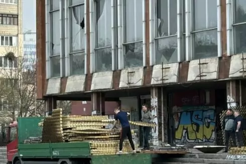 Після пожежі у Палаці культури Корольова демонтують внутрішнє оздоблення