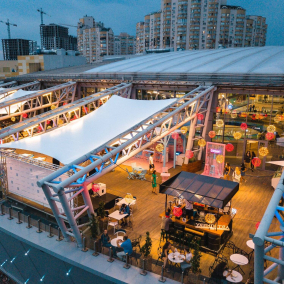 Фудхол «Бухта food station» відкриває сезон на терасі River Mall: нові резиденти