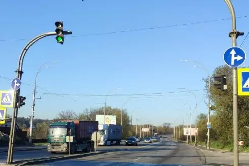 У Голосіївському районі встановили безбар&rsquo;єрний світлофор: фото