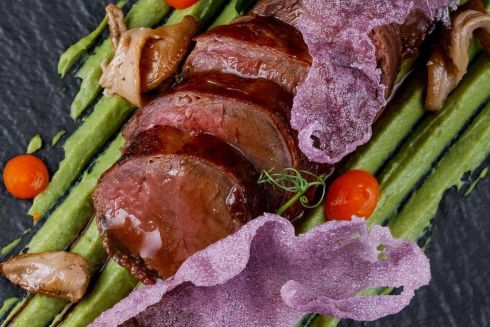 На бульваре Леси Украинки открыли ресторан паназиатской и итальянской кухни Fenix