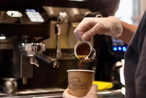 Во Львове хотят снести заведение, в котором побывала Анджелина Джоли