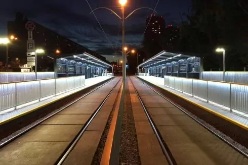 Фото: який має вигляд оновлена зупинка швидкісного трамвая &laquo;Бульвар Кольцова&raquo;