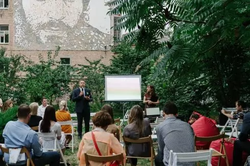 Сквер Небесной Сотни передали в собственность Киева. Там проведут реконструкцию и создадут зоны отдыха