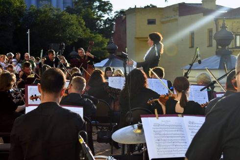 Концерт Kalush, фестиваль Senka и день рождения Андреевского спуска: Афиша событий 10-12 сентября