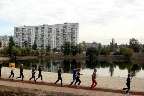 На Березняках открывают беговую дорожку