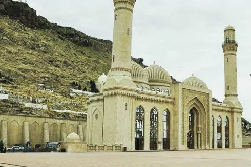 Где есть, пить и развлекаться в Баку