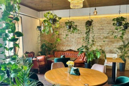 На Подолі відкрили кафе Jek Port із 10 видами піци та азійськими стравами