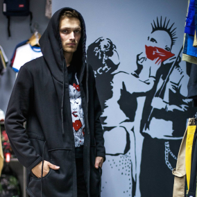 Мантия и футболки со смертными грехами от украинских производителей