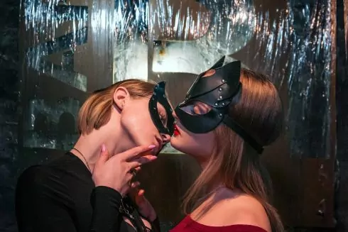 В центре Киева открывается БДСМ-клуб BiBar: с авторскими коктейлями и сеансами шибари