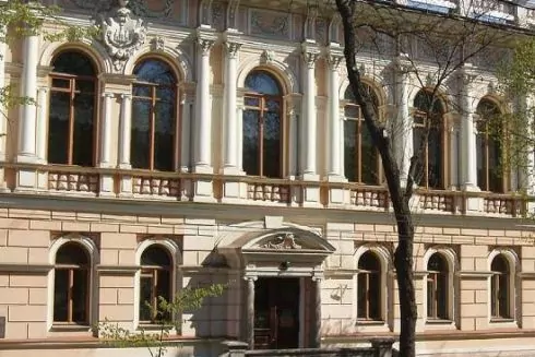 Музей Ханенків вперше від початку вторгнення відкрив виставку з власної колекції