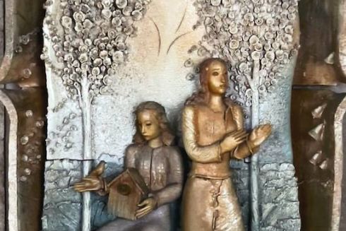 У Києві відновлять унікальне керамічне панно &ldquo;Пори року&rdquo;: воно прикрашало стіни закритої бальнеолікарні