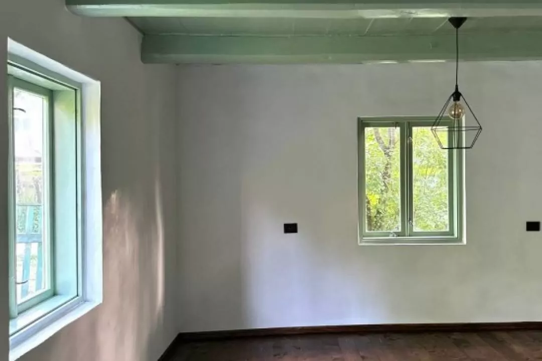 Дивіться, як відреставрували стару хату на Львівщині: фото