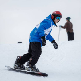 В Протасовом яру начался зимний сезон катания на лыжах и сноубордах