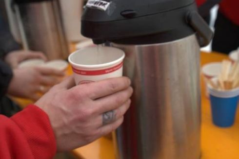 У Києві розгорнули штаби для допомоги потерпілим від ракетного удару: адреси