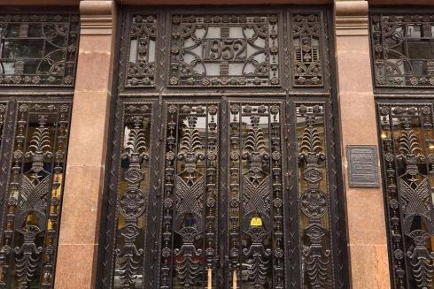 На Крещатике открывается магазин украинских брендов Всі Свої