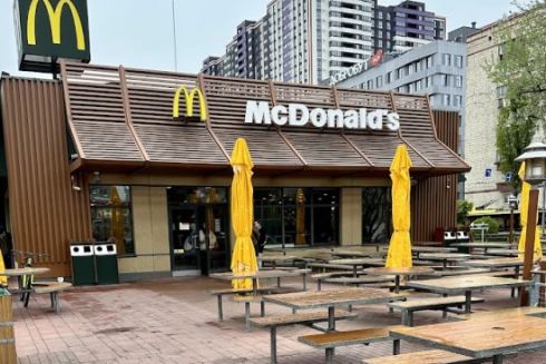 McDonald&rsquo;s на Севастопольській площі зачиняється на ремонт