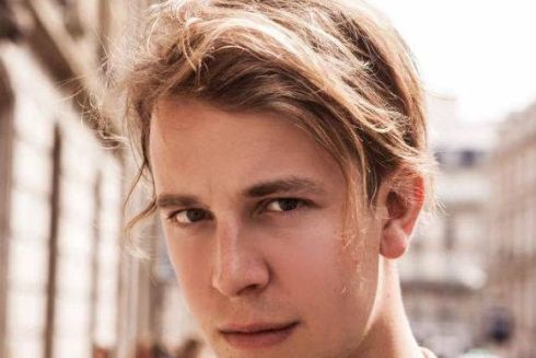 Том Оделл виступить у Києві та Львові