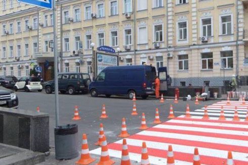 У Києві зроблять дублюючі наземні переходи за дев'ятьма адресами: де саме