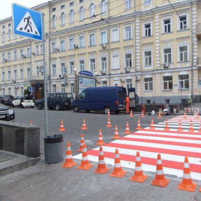 В Киеве сделают дублирующие наземные переходы по девяти адресам: где именно