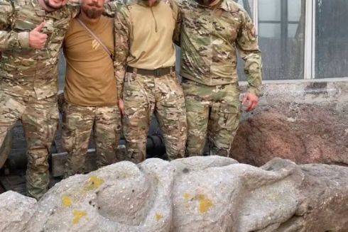 З-під Покровська врятували кам'яну статую половецького воїна, якій майже 1000 років