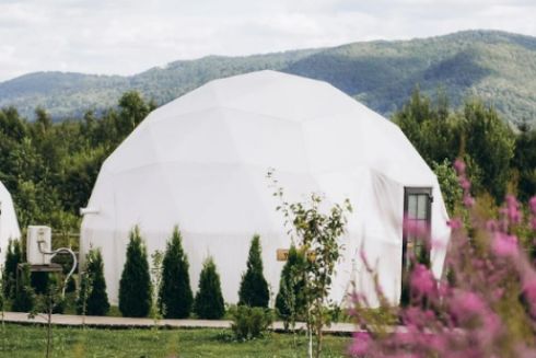 Глемпінги України: найкращі місця для осіннього відпочинку на природі