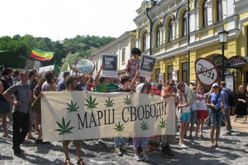 Під стінами Кабміну проведуть Конопляний Марш