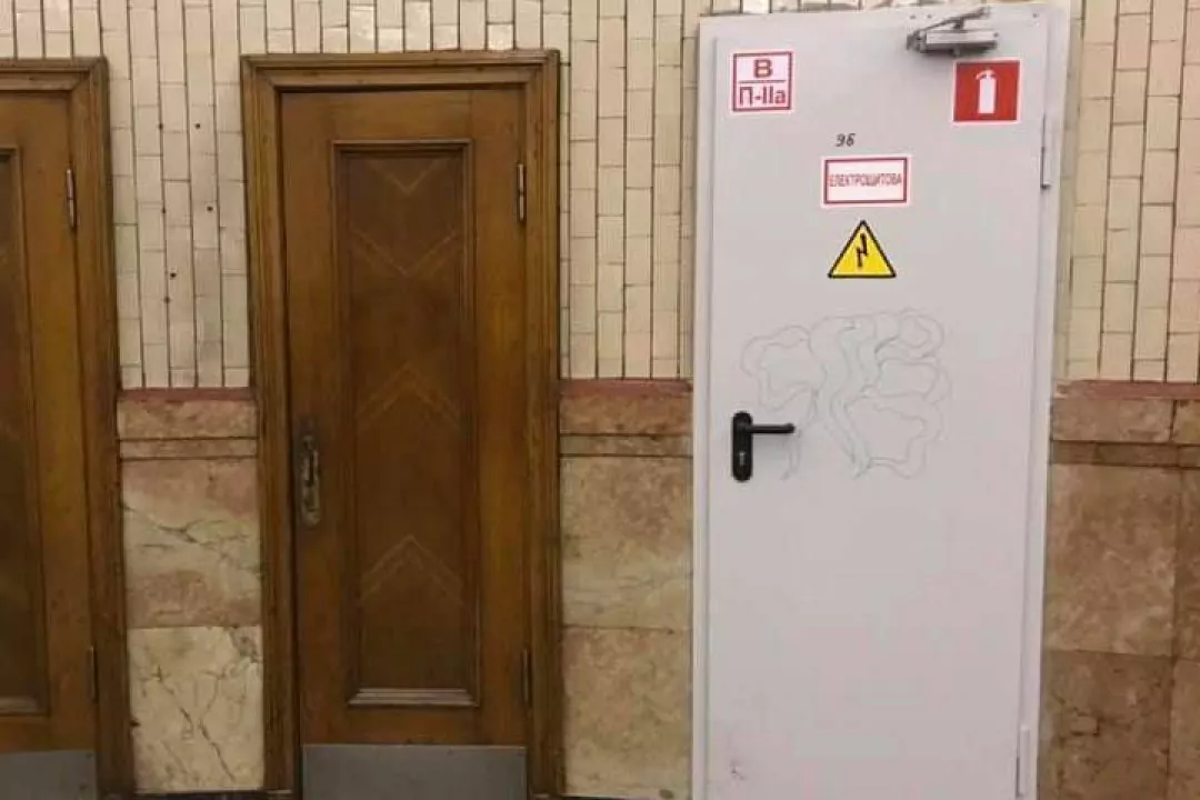&laquo;Київський метрополітен&raquo; не отримував дозволу на демонтаж оригінальних дверей на &laquo;Арсенальній&raquo;