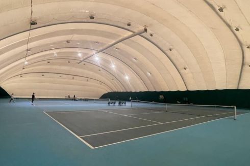 На Соломенке чиновники продали теннисные корты на 47 млн грн дешевле, чем рыночная стоимость