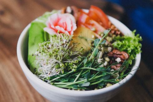 На Саксаганського відкрилося вегетаріанське кафе