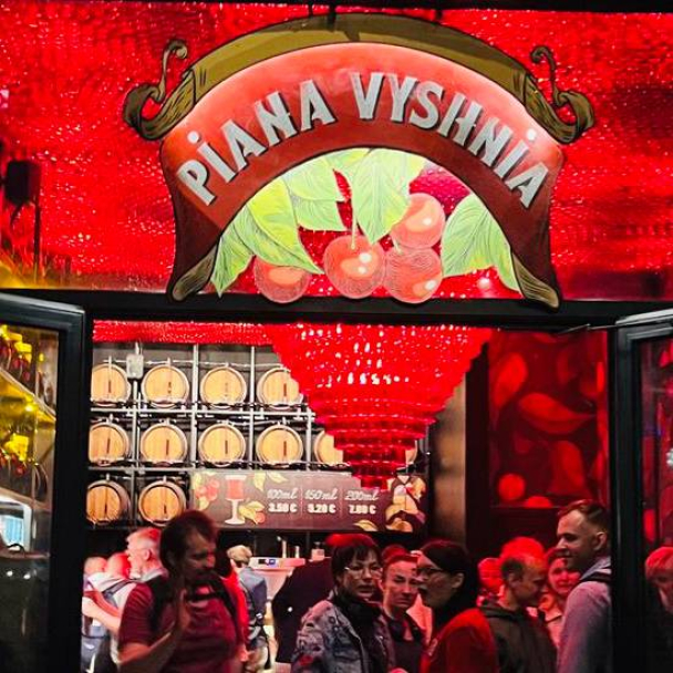 У Лондоні відкриють львівський винний бар “П’яна вишня”