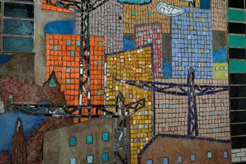 Модерністські мозаїки на автовокзалі відреставрували. Киян запрошують на презентацію