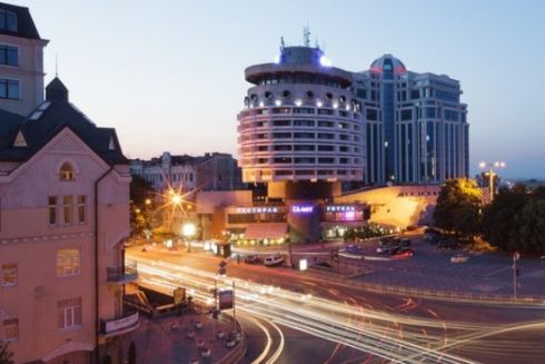 Готель "Салют" в центрі Києва продадуть на аукціоні