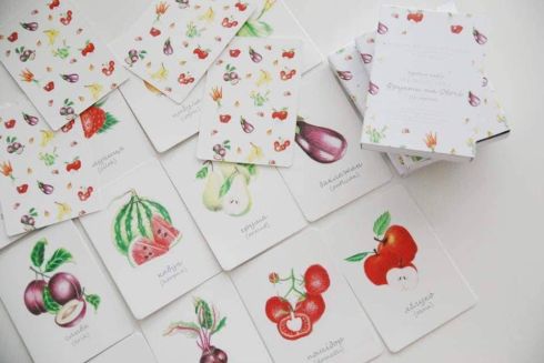 Українка у Туреччині створює смарт-карти для вивчення мов