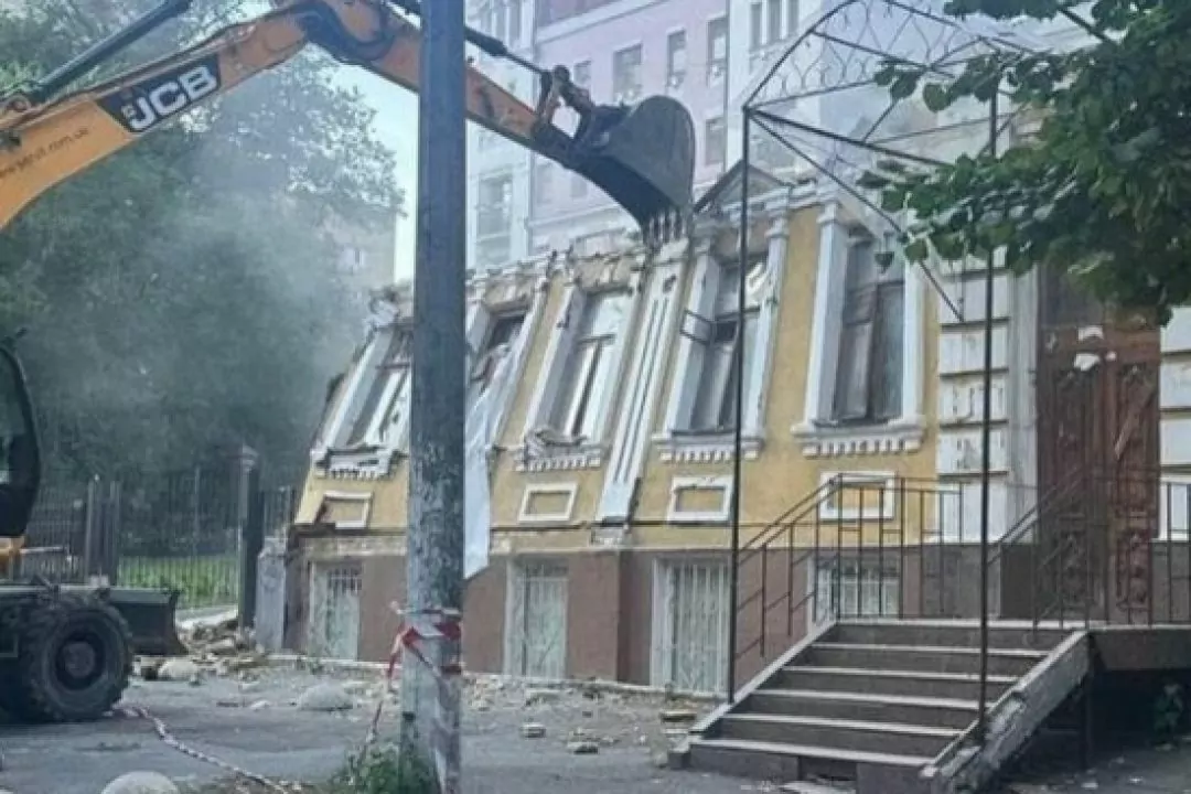 Садиба Зеленських, Тарілка на Либідській: Знакові місця Києва, які знищили та руйнували у 2024 році